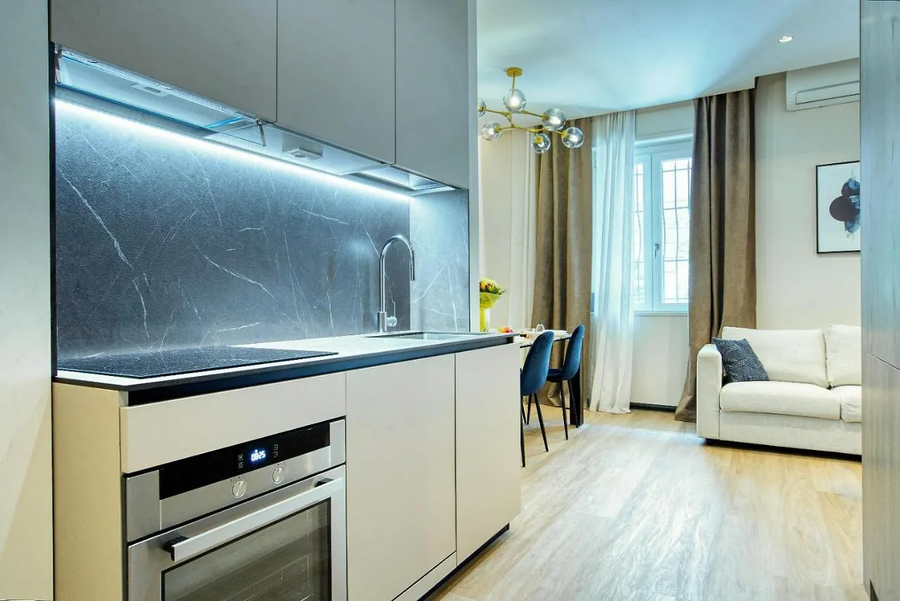 Suite Bimo - Vicino Metro, Citylife, Stadio San Siro E Fiera Milan 0*,  Italy