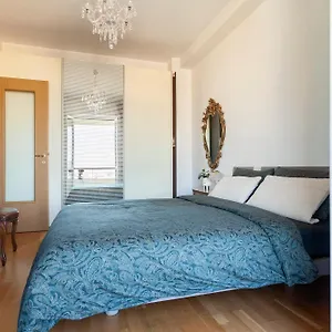 Two Spacious Bedrooms 1 Minute To Metro Stop Milano