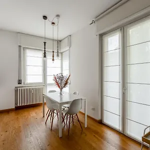 Favola House Isola Milano